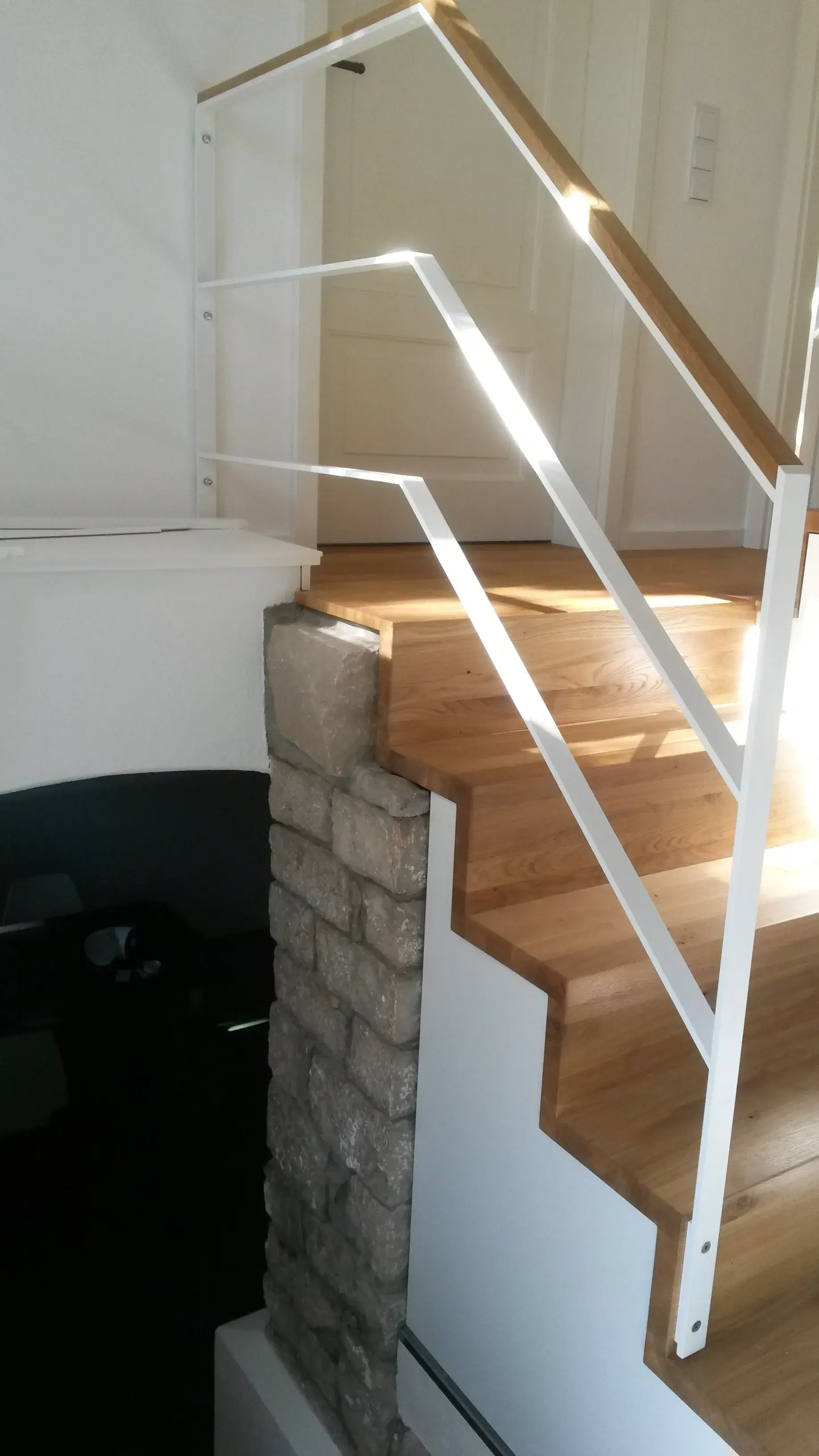 Treppe mit Geländer